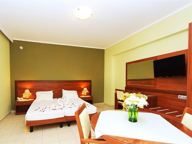 Esmeralda Hotel Kremastí Zewnętrze zdjęcie