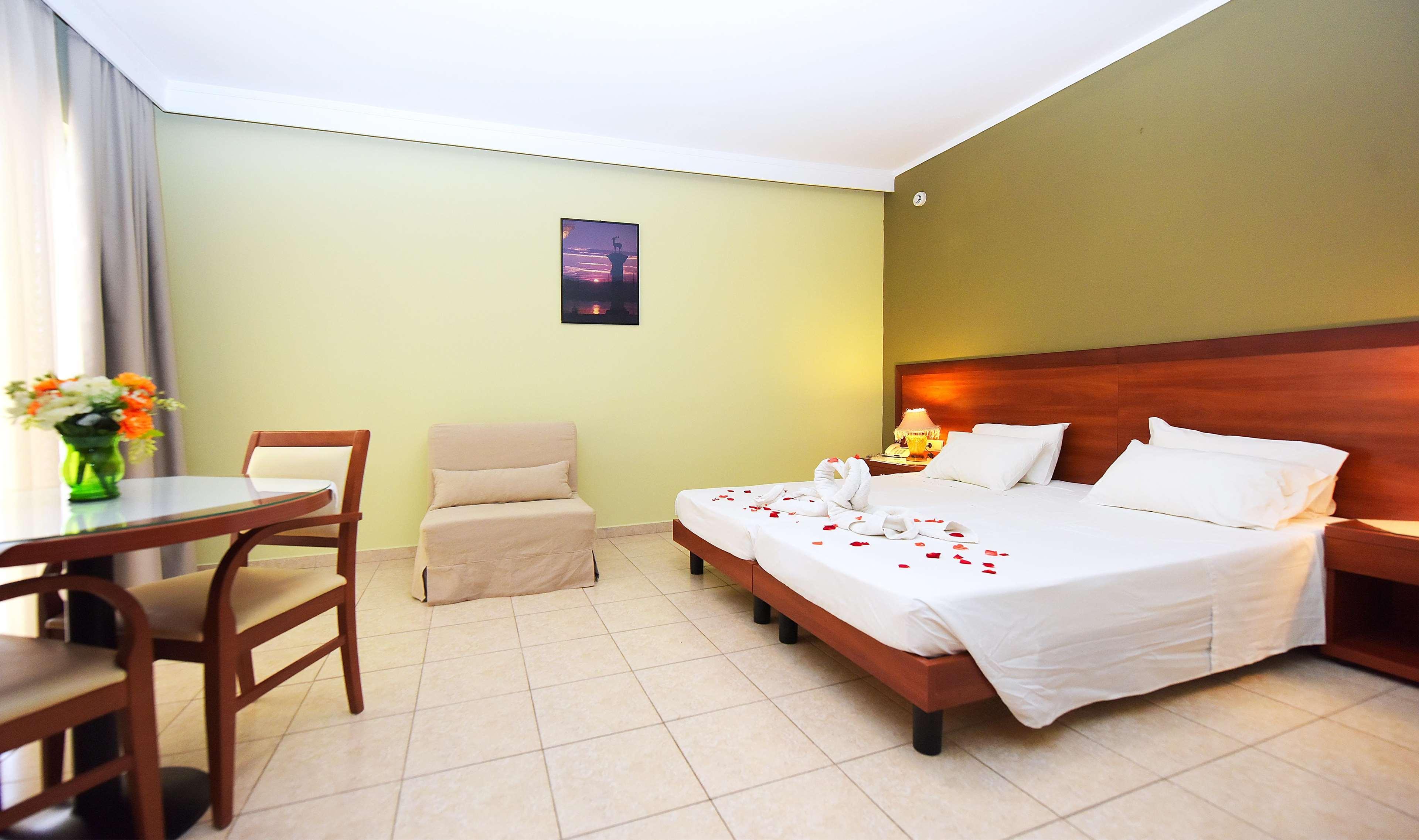 Esmeralda Hotel Kremastí Zewnętrze zdjęcie